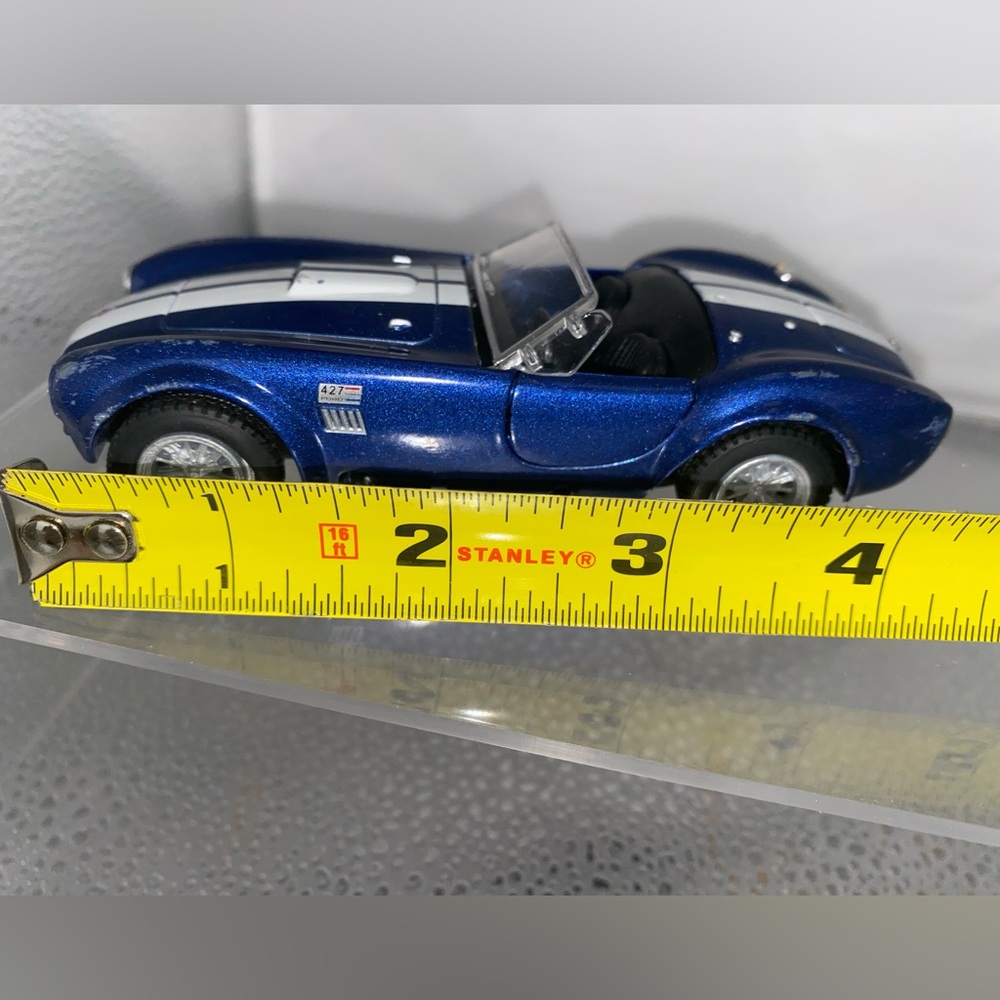 “Shelby Cobra” Vintage Convertible - Picture 5 of 7